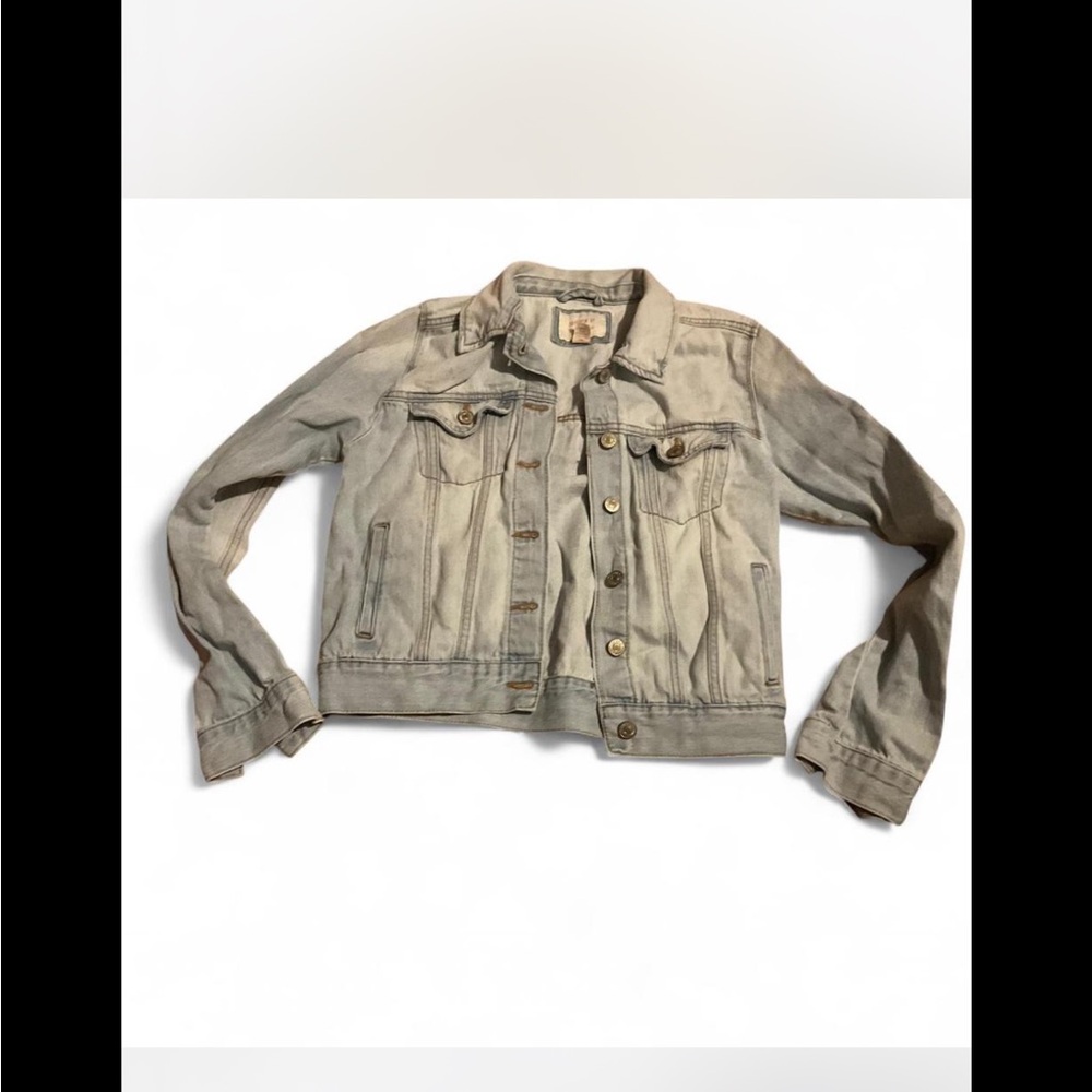 Forever 21 Denim‎ Jacket